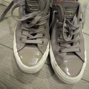 Converse Leather low cut sneakers